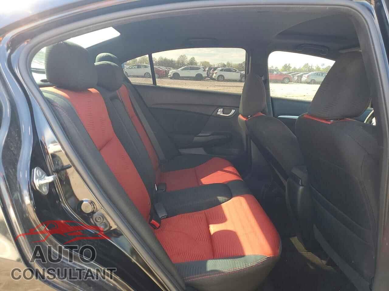 HONDA CIVIC 2015 - 2HGFB6E56FH705371