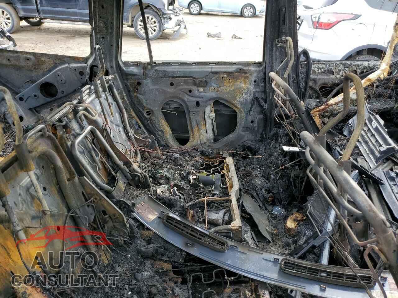 HONDA PILOT 2018 - 5FNYF6H54JB014989