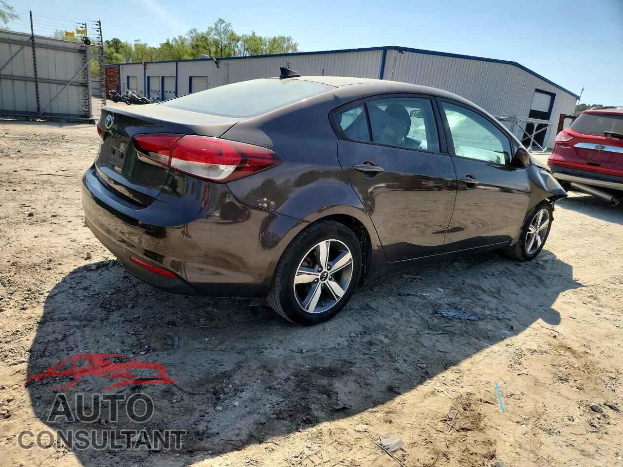 KIA FORTE 2018 - 3KPFL4A77JE170465