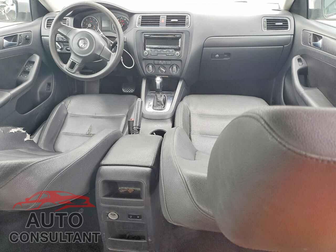 VOLKSWAGEN JETTA 2012 - 3VWDP7AJ2CM131720