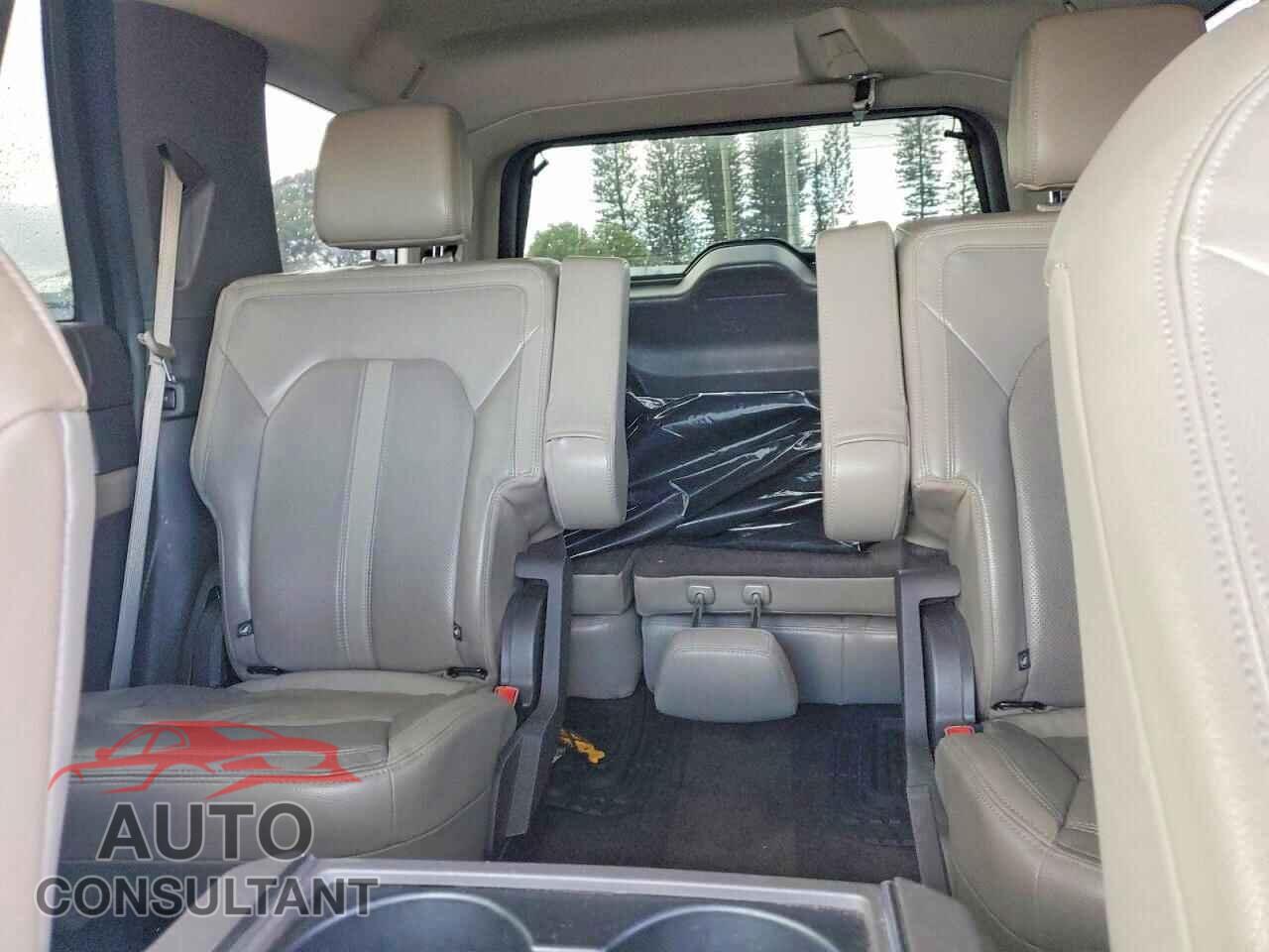 FORD EXPEDITION 2018 - 1FMJU2ATXJEA40440