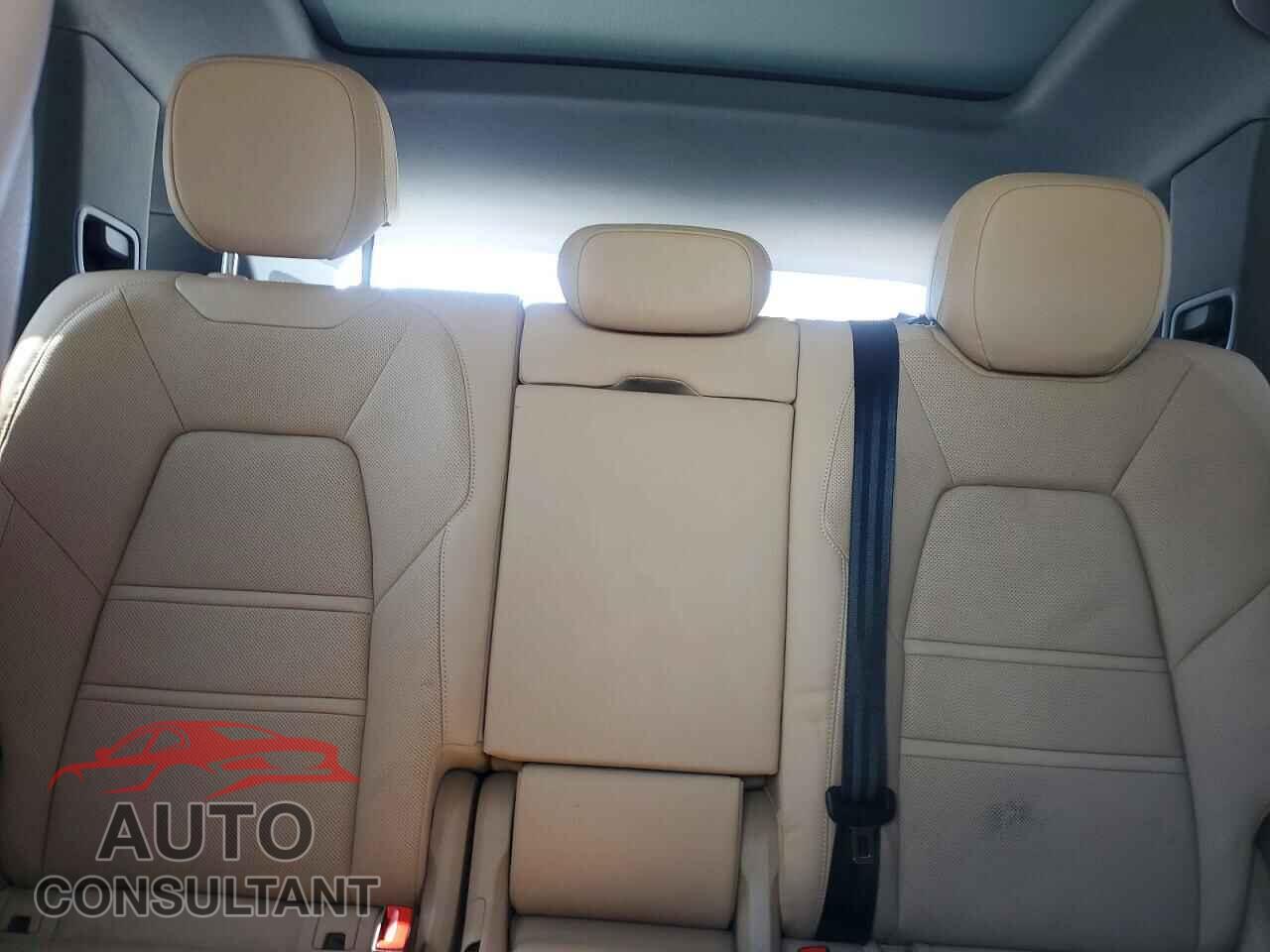 PORSCHE CAYENNE 2021 - WP1AA2AY8MDA05560