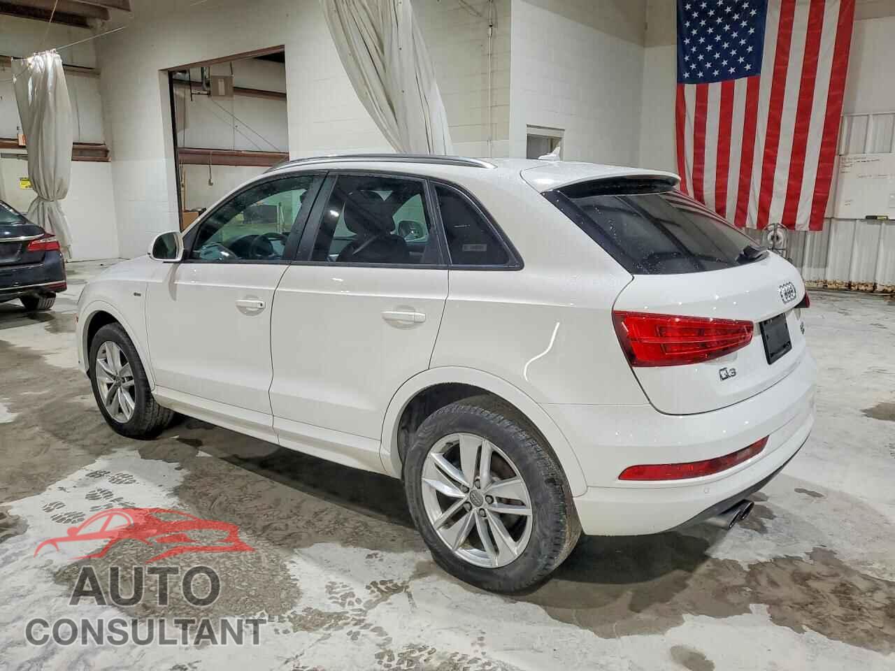AUDI Q3 2018 - WA1ECCFS0JR035183