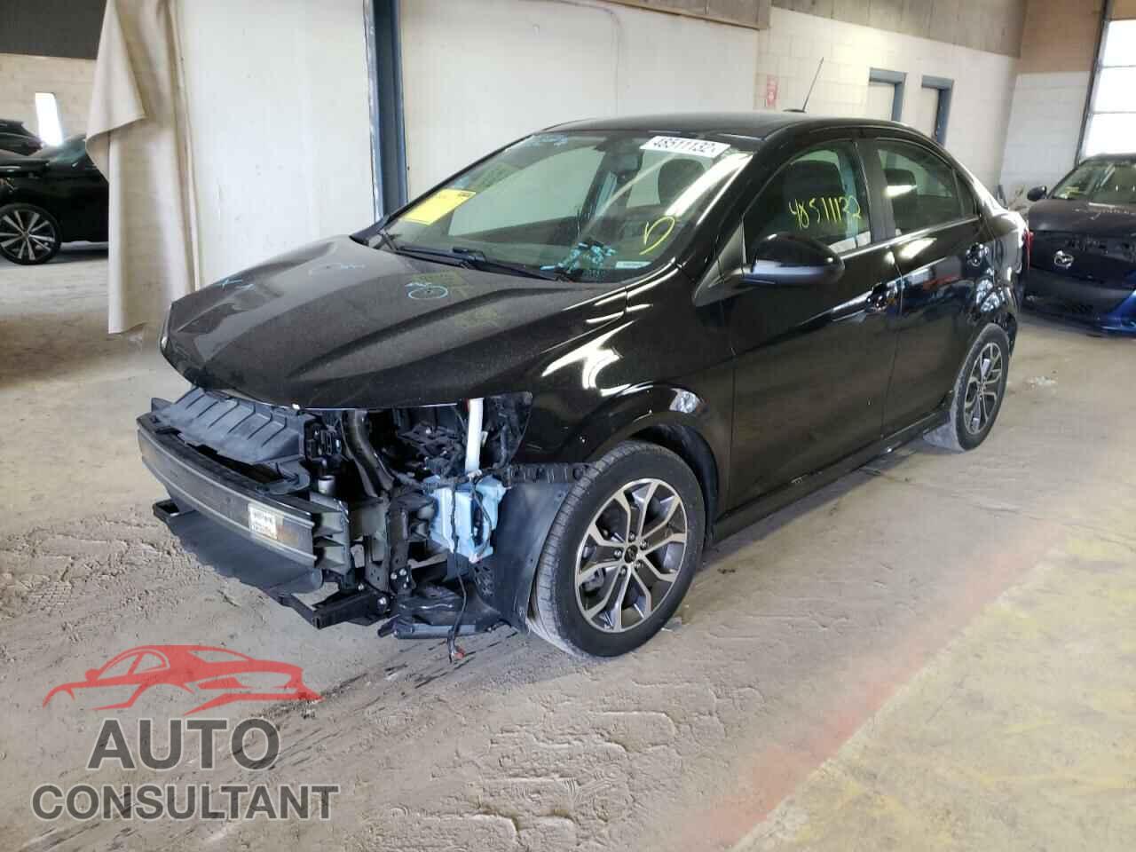 CHEVROLET SONIC 2018 - 1G1JD5SH5J4129668