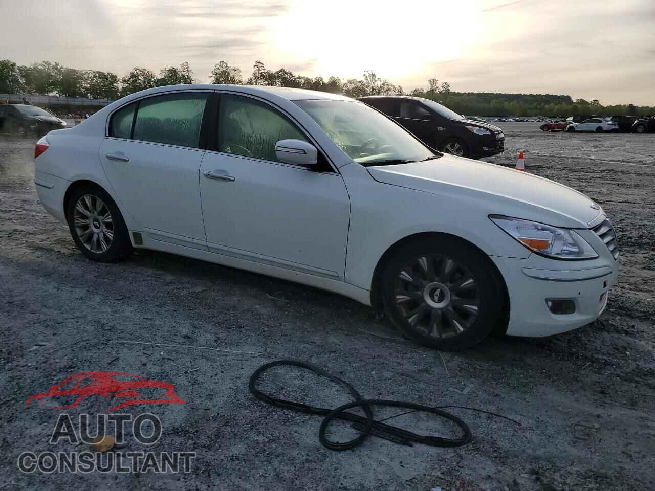 HYUNDAI GENESIS 2009 - KMHGC46E19U037091