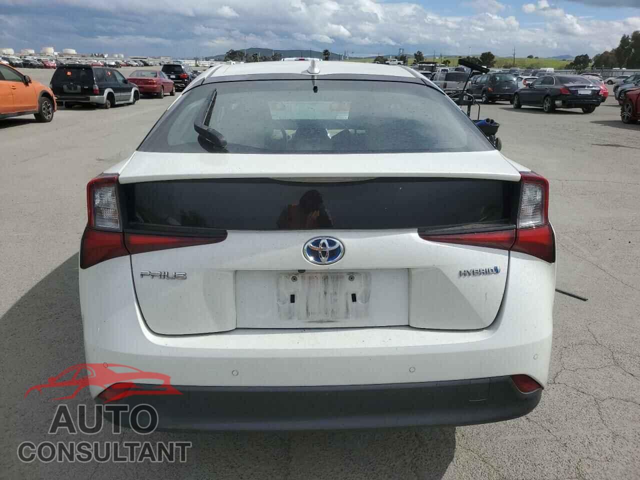 TOYOTA PRIUS 2019 - JTDKARFU0K3083662