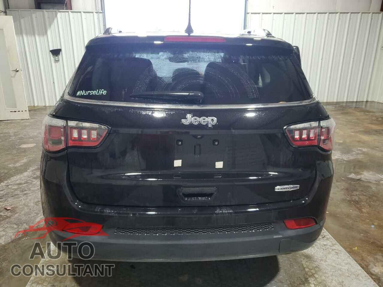 JEEP COMPASS 2018 - 3C4NJCBB0JT182144