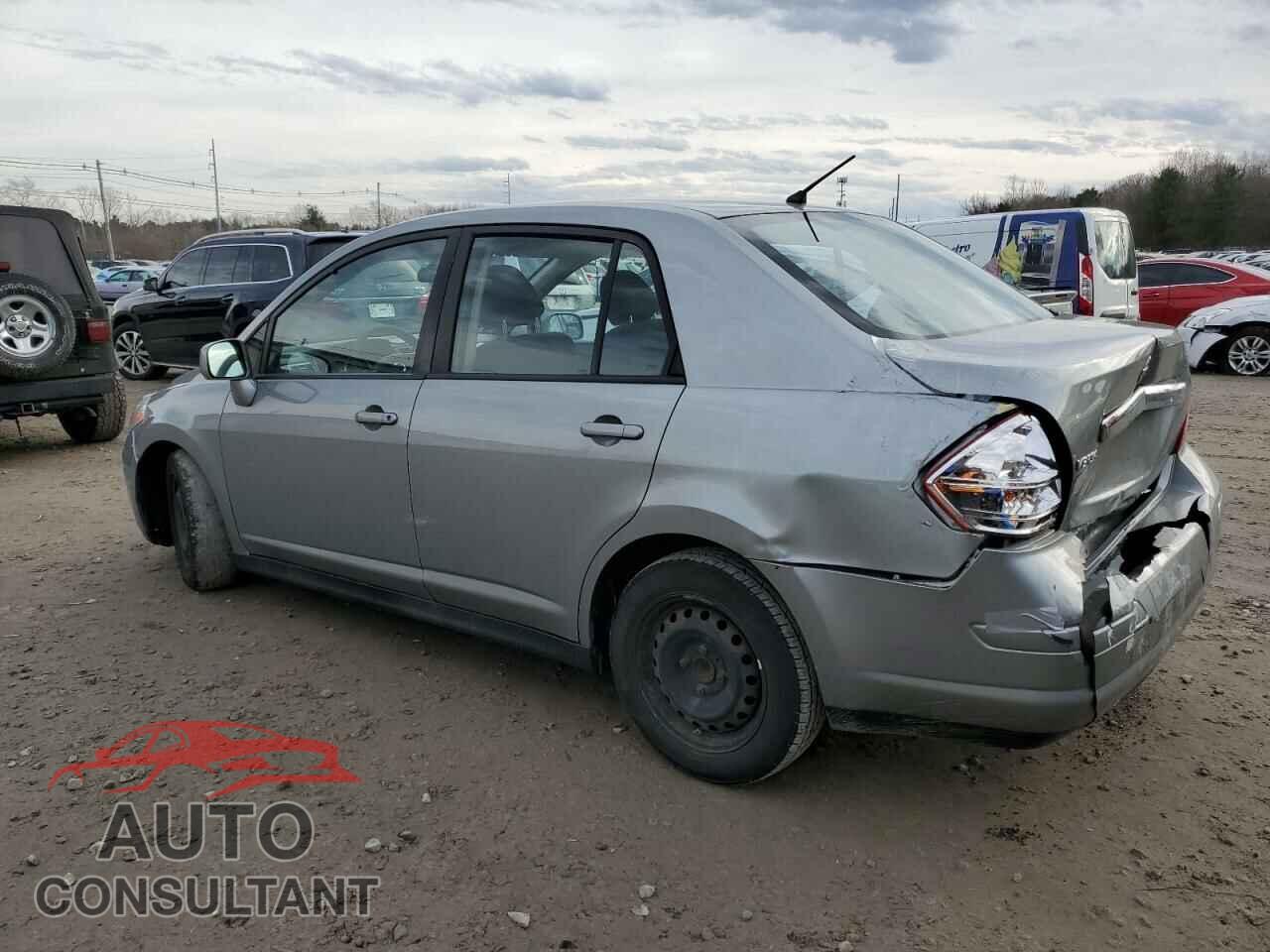 NISSAN VERSA 2011 - 3N1BC1AP0BL417855