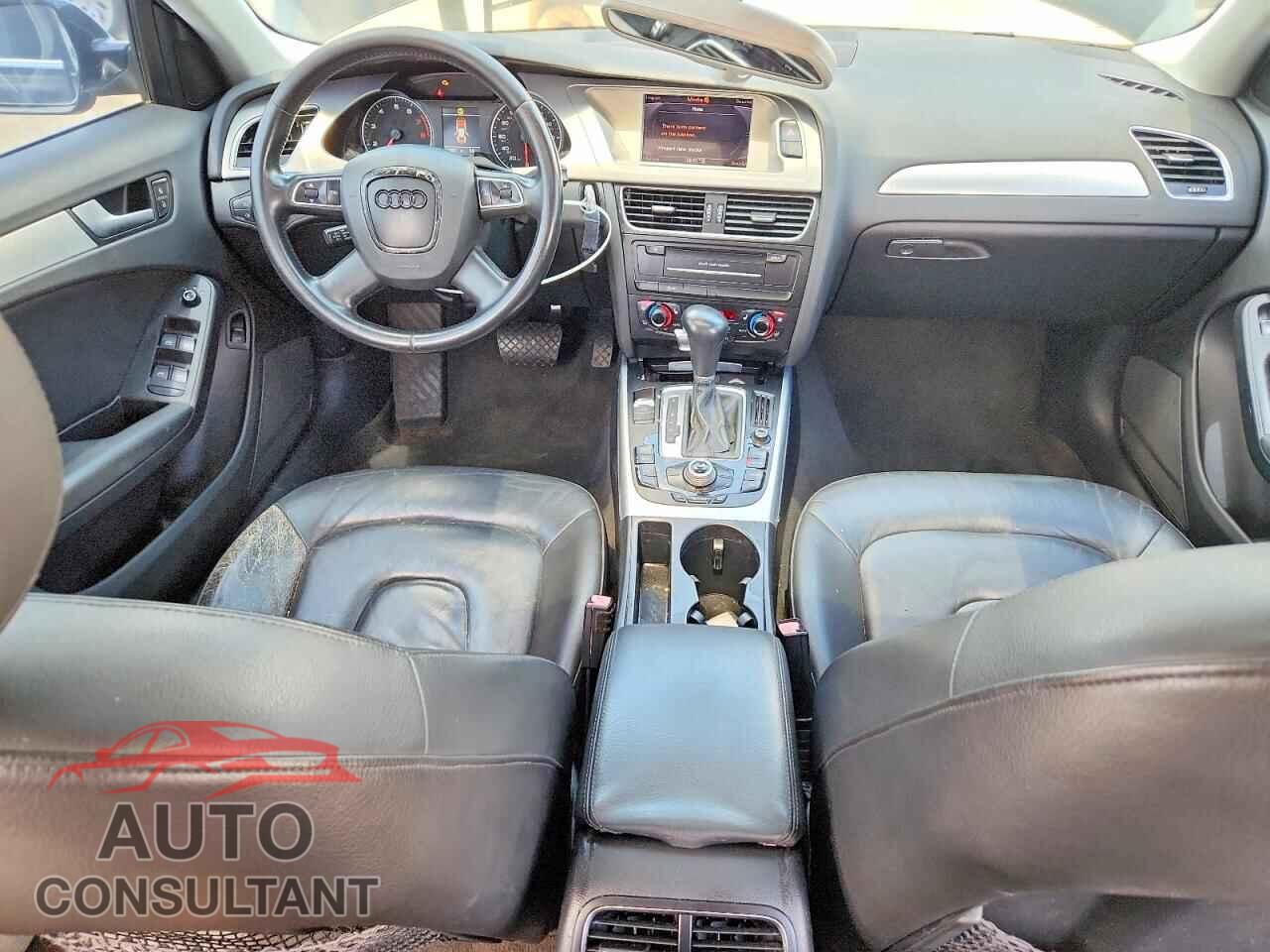 AUDI A4 2011 - WAUEFAFL1BN016688