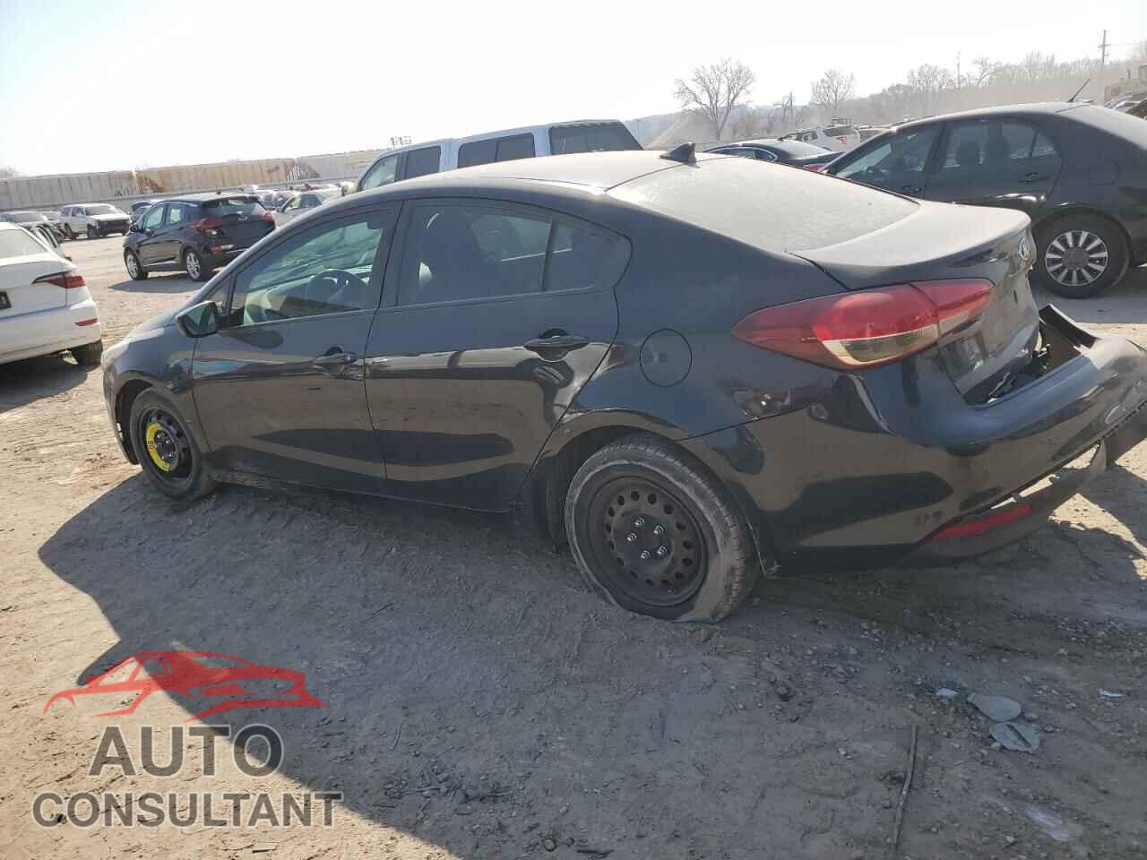 KIA FORTE 2018 - 3KPFK4A73JE183216