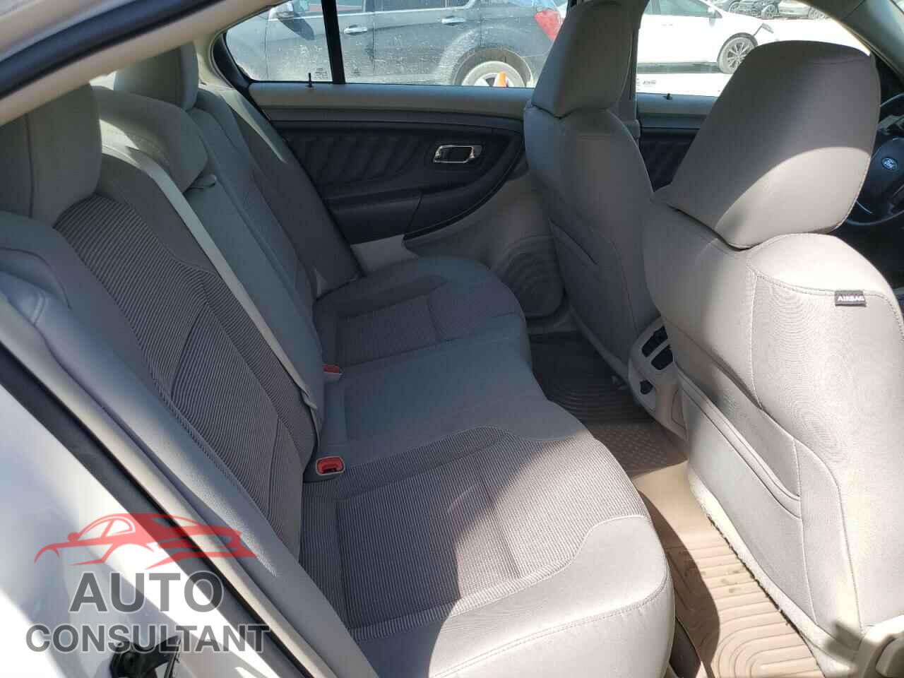 FORD TAURUS 2011 - 1FAHP2EW4BG174855
