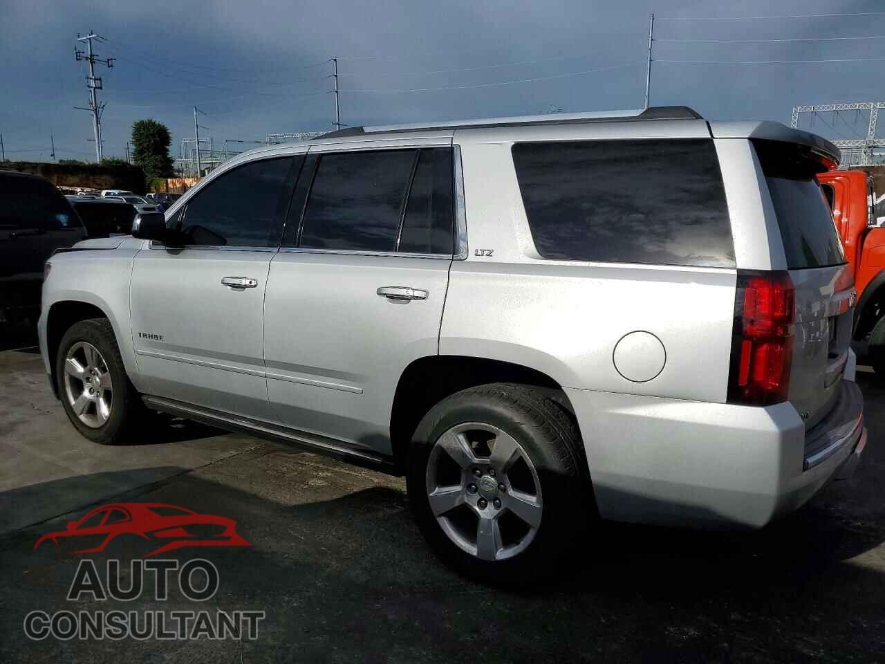 CHEVROLET TAHOE 2015 - 1GNSCCKC6FR300310