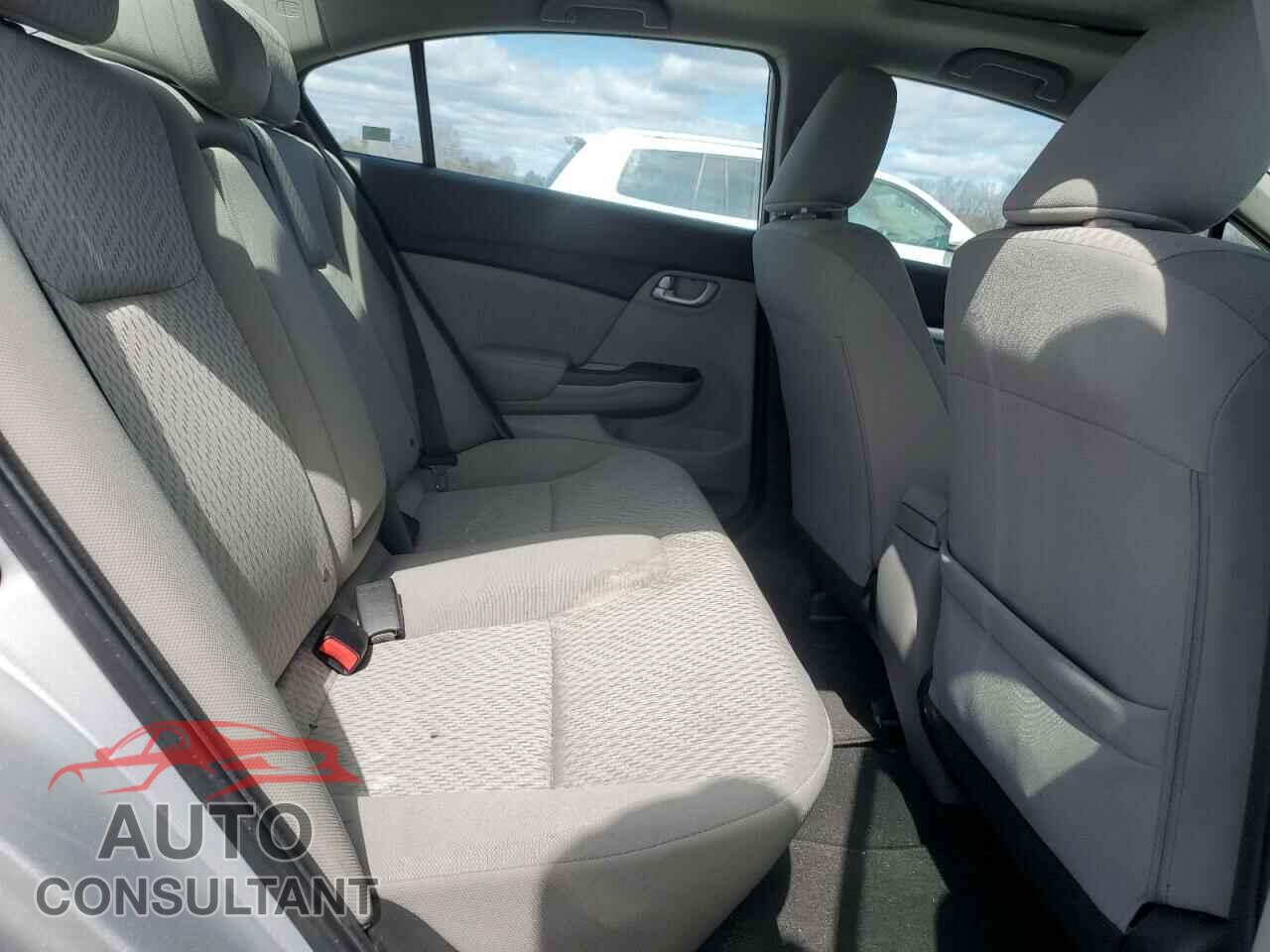 HONDA CIVIC 2015 - 19XFB2F8XFE024223