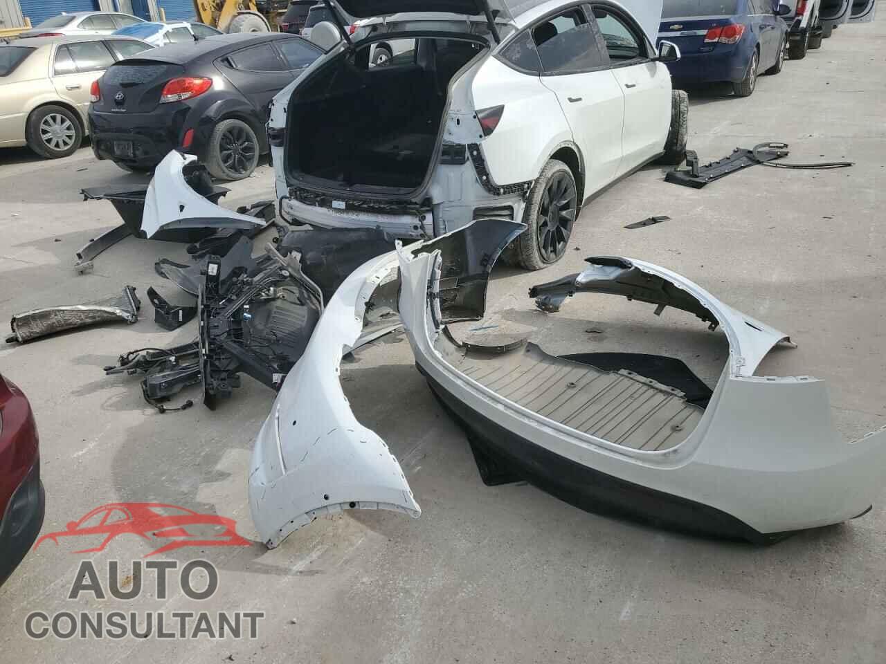 TESLA MODEL Y 2022 - 7SAYGDEE1NA011141