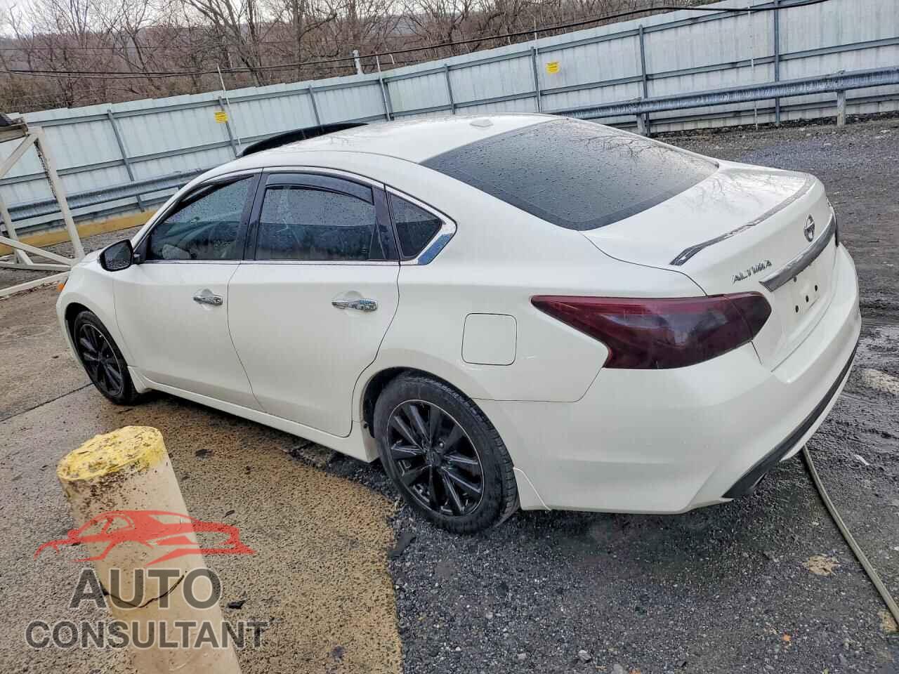 NISSAN ALTIMA 2017 - 1N4AL3AP3HC250048