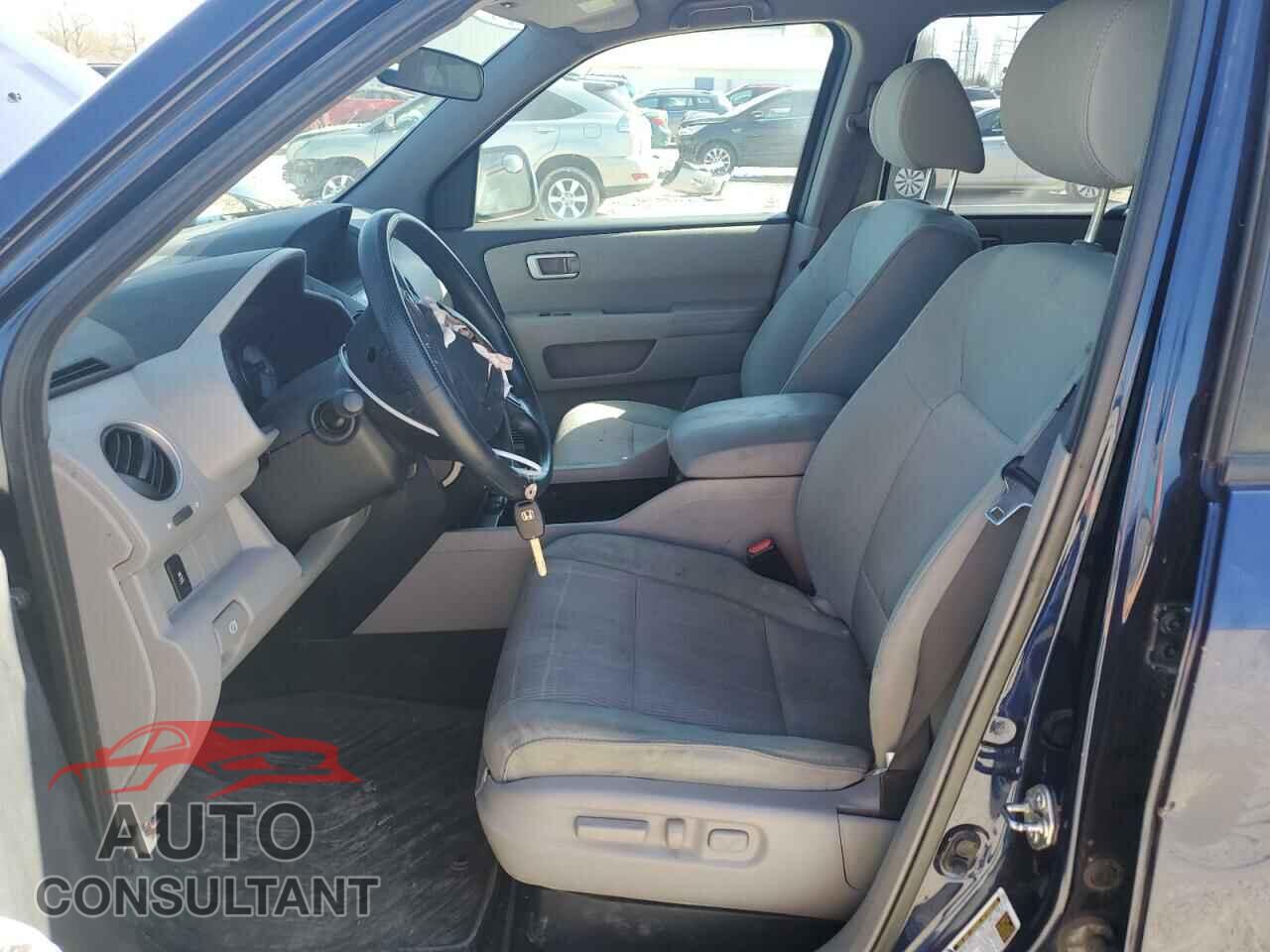 HONDA PILOT 2015 - 5FNYF4H41FB075249