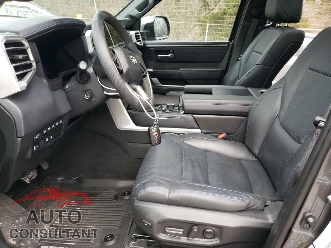 TOYOTA SEQUOIA 2023 - 7SVAAABA0PX005655