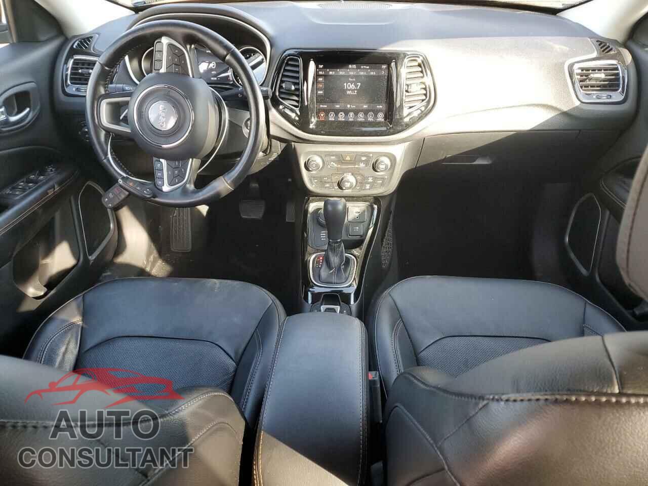 JEEP COMPASS 2021 - 3C4NJDCB1MT550453
