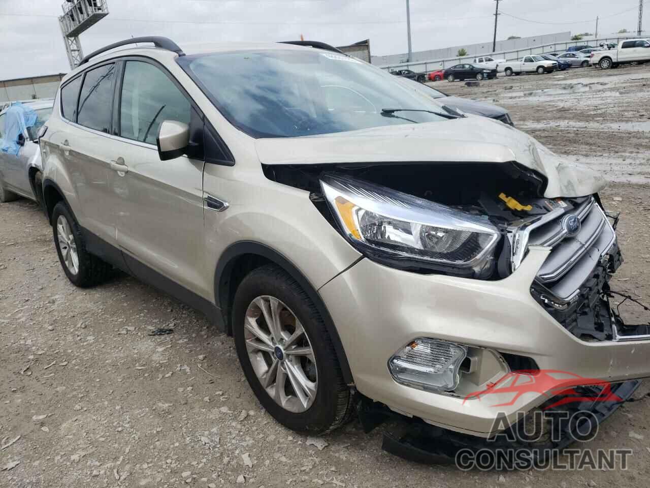 FORD ESCAPE 2018 - 1FMCU0GD5JUD03744