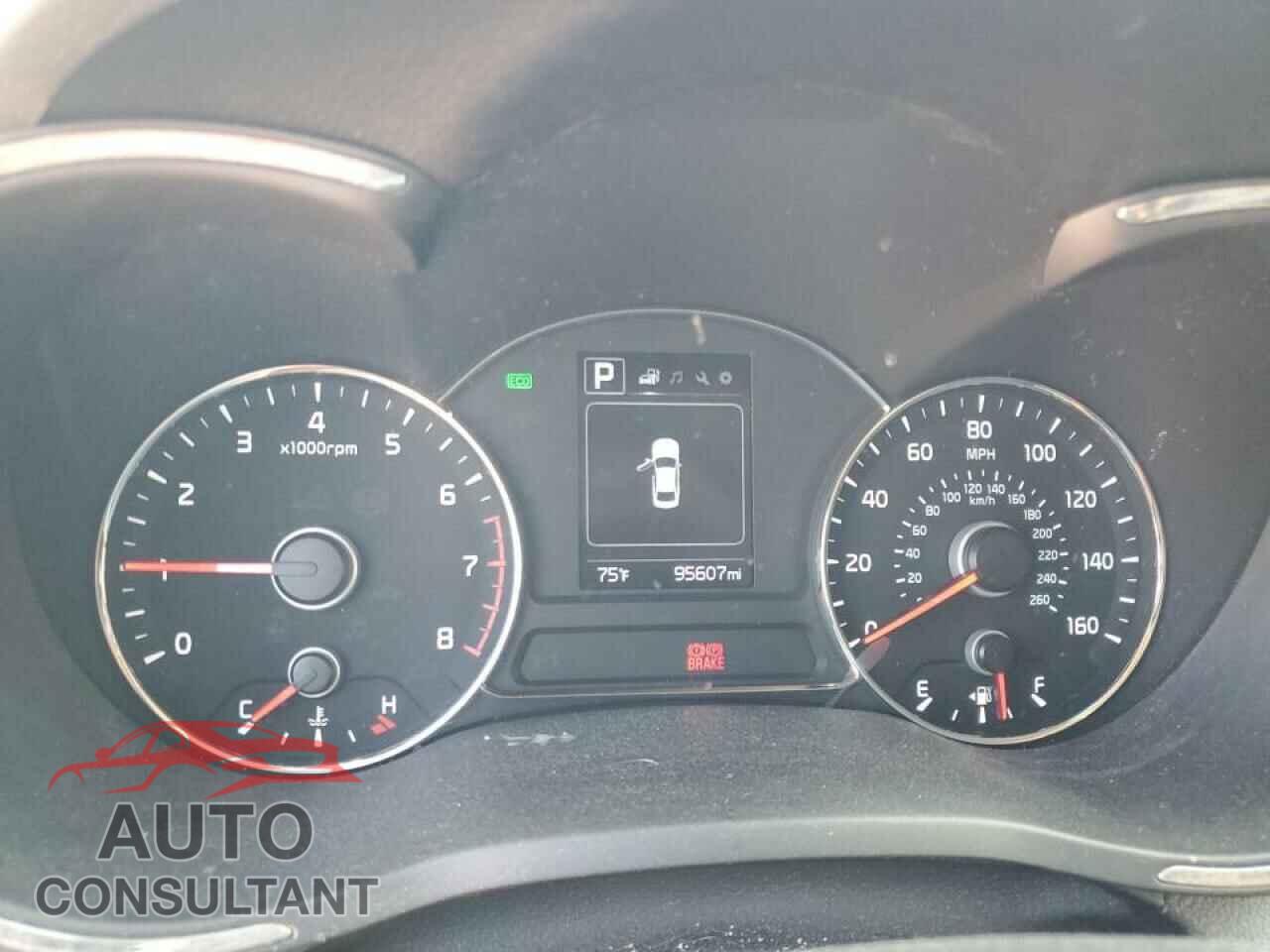 KIA FORTE 2018 - 3KPFL4A75JE197065