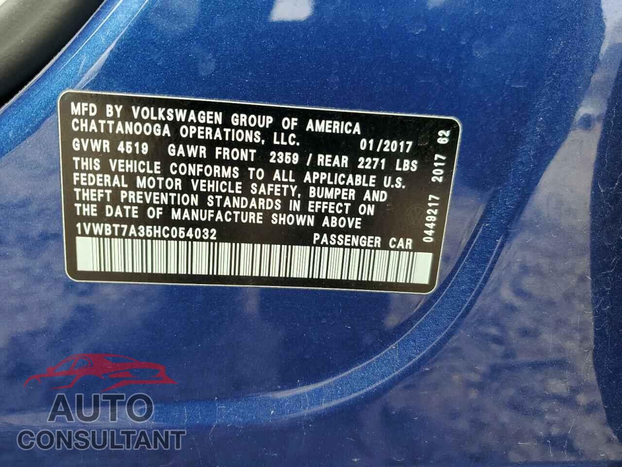 VOLKSWAGEN PASSAT 2017 - 1VWBT7A35HC054032
