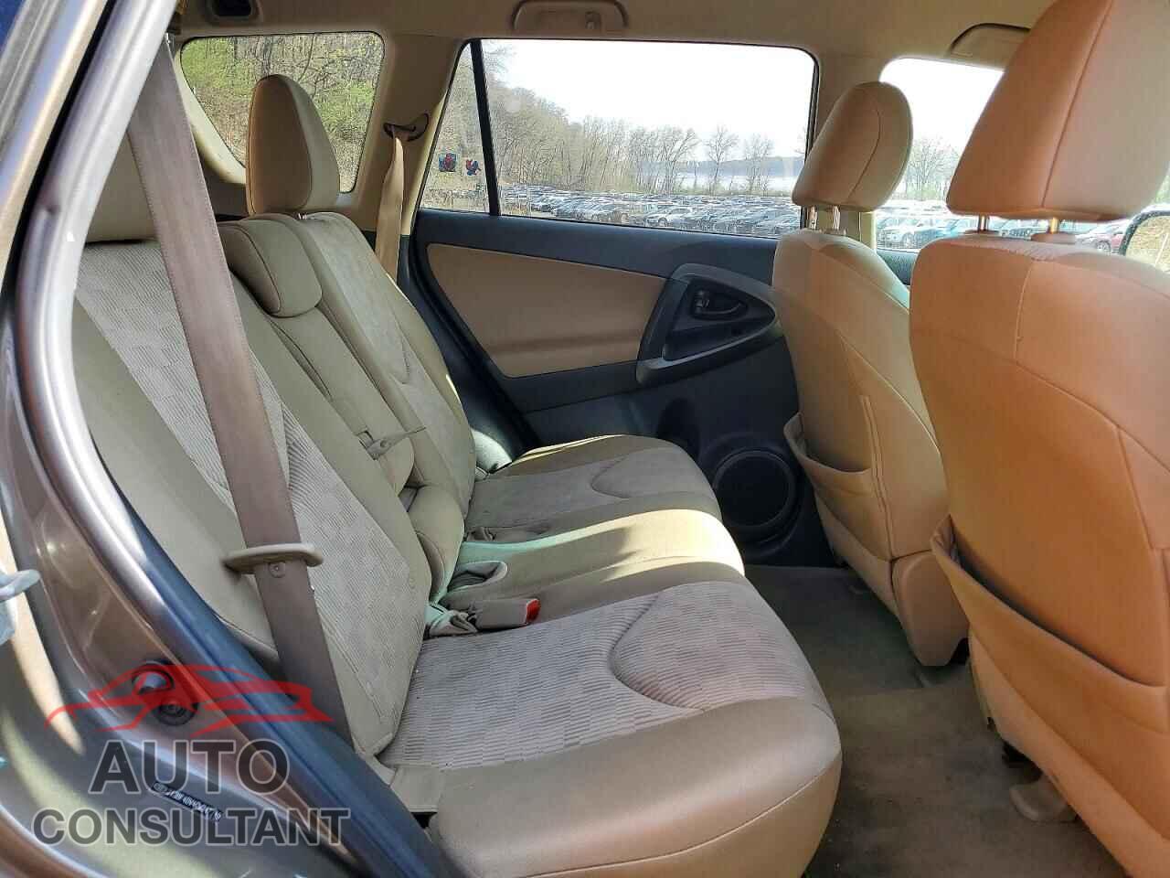 TOYOTA RAV4 2012 - 2T3BF4DV4CW247249
