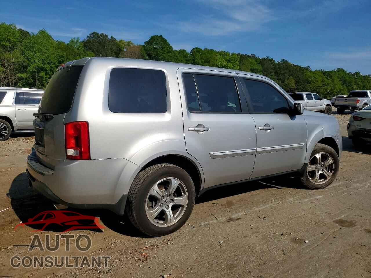 HONDA PILOT 2014 - 5FNYF3H5XEB004701