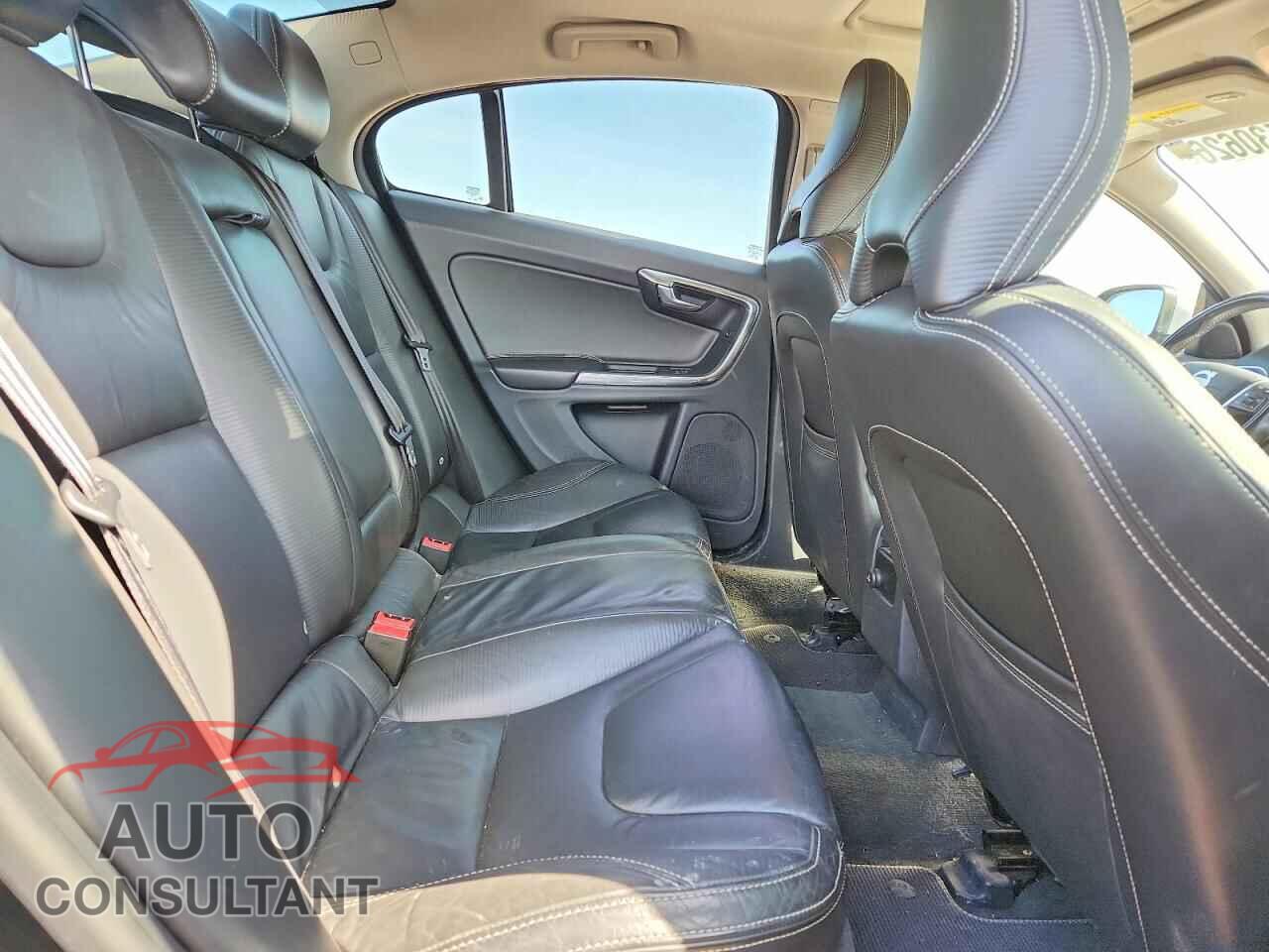 VOLVO S60 2012 - YV1902FH7C2095188