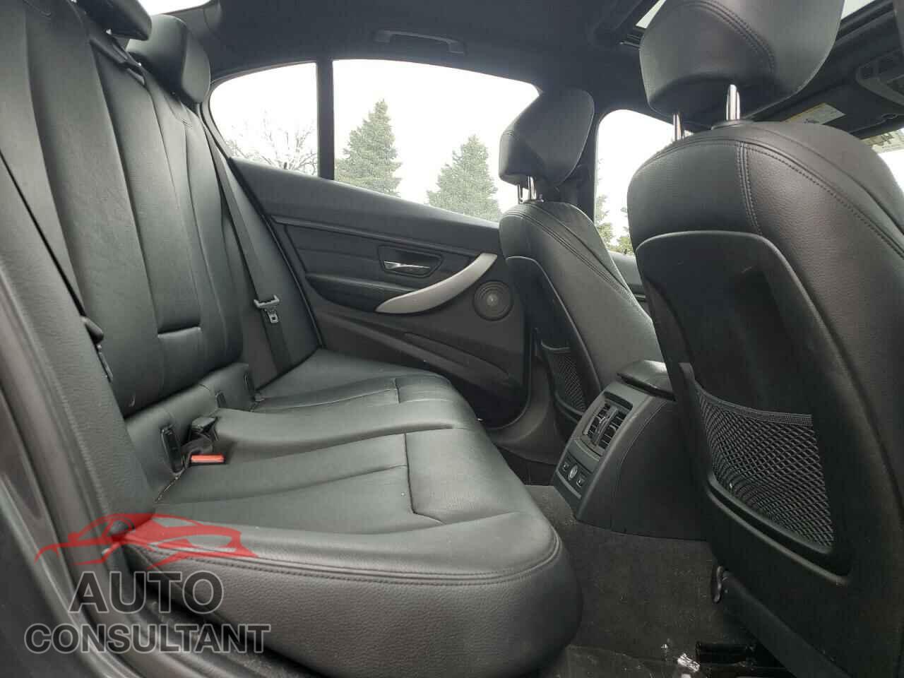BMW 3 SERIES 2014 - WBA3D5C59EKX99243