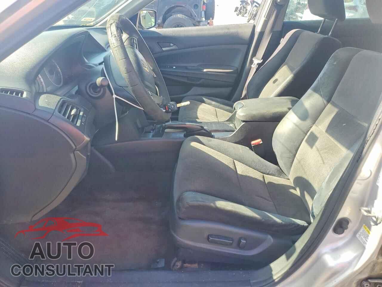 HONDA ACCORD 2010 - 1HGCP2F41AA096152