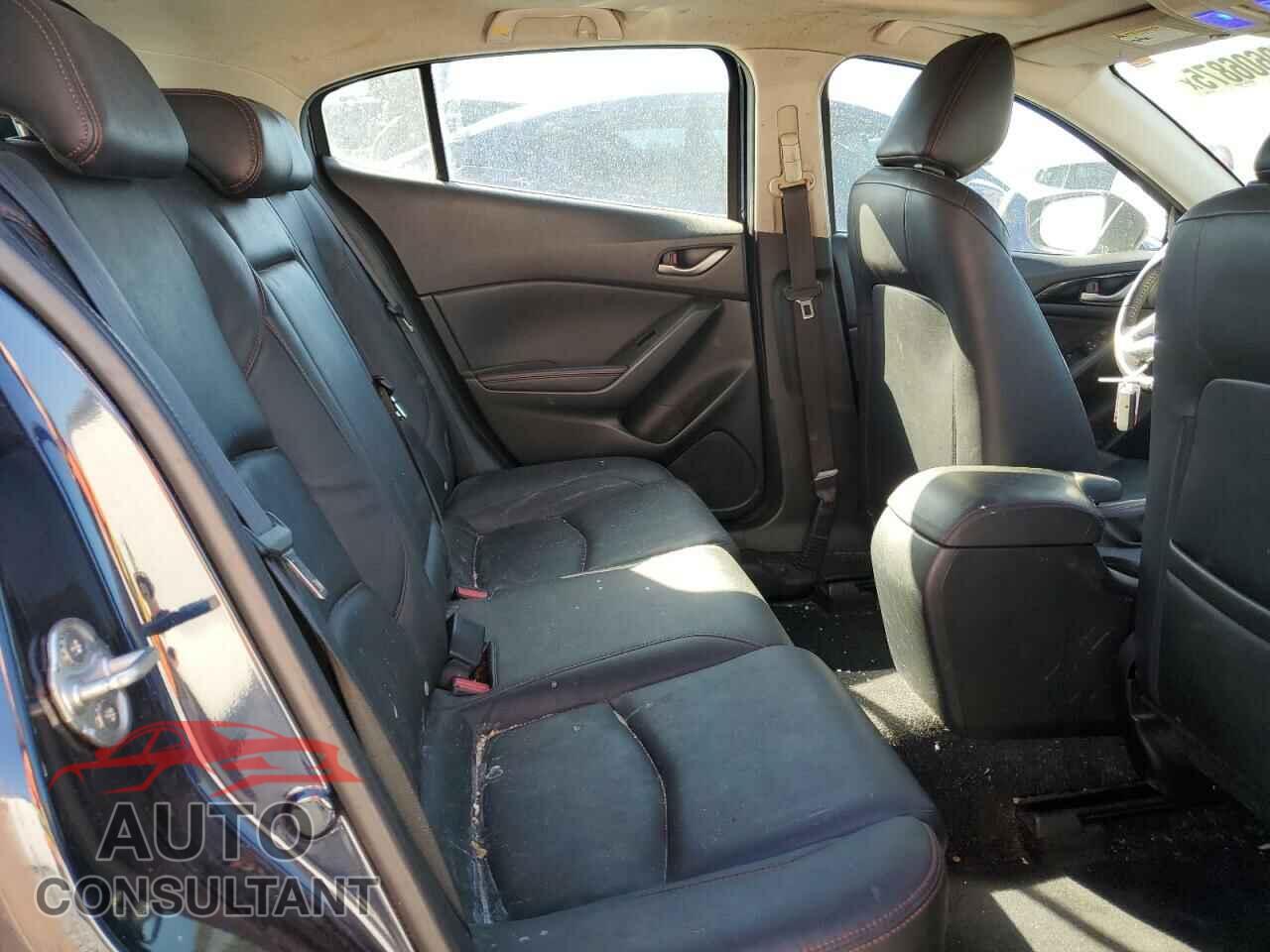 MAZDA 3 2015 - JM1BM1M79F1267568