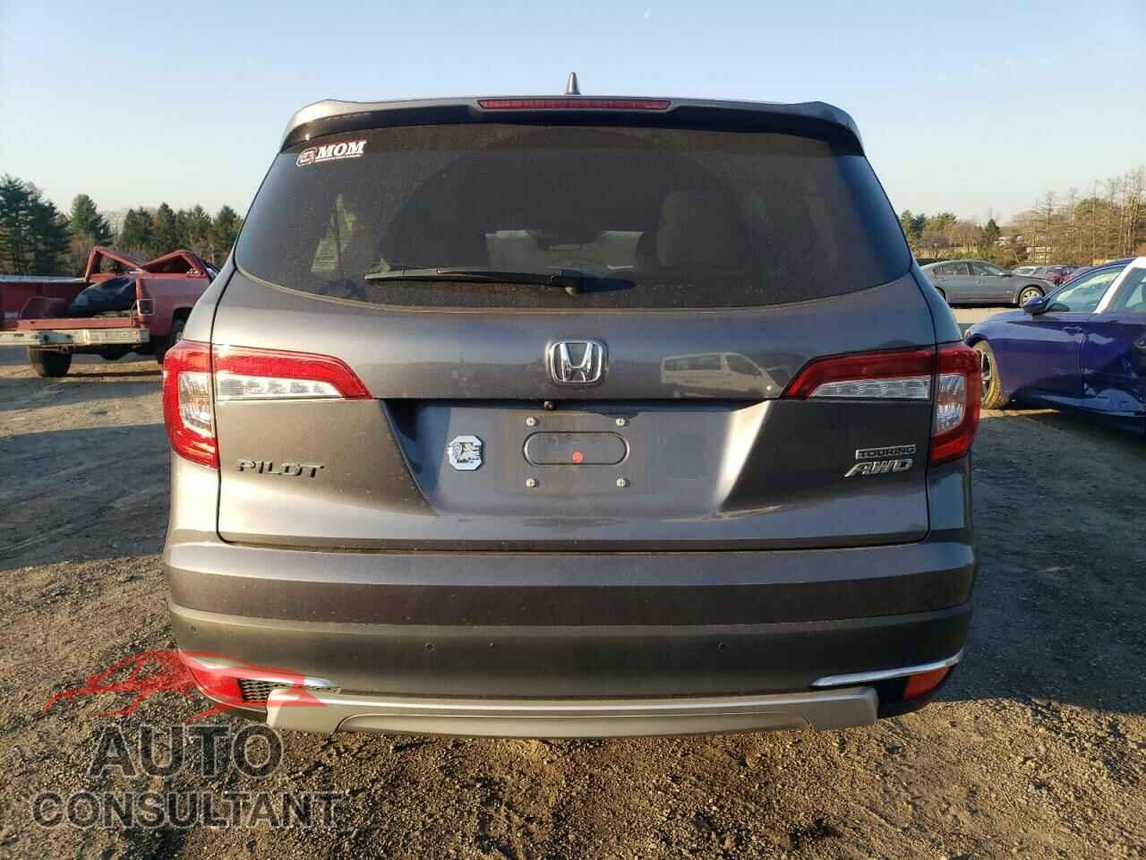 HONDA PILOT 2020 - 5FNYF6H92LB031005