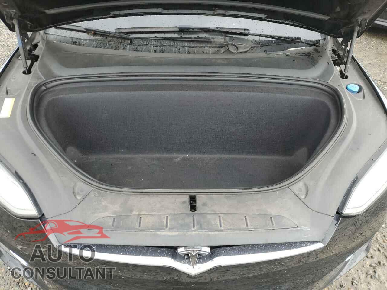 TESLA MODEL X 2016 - 5YJXCAE25GF027177