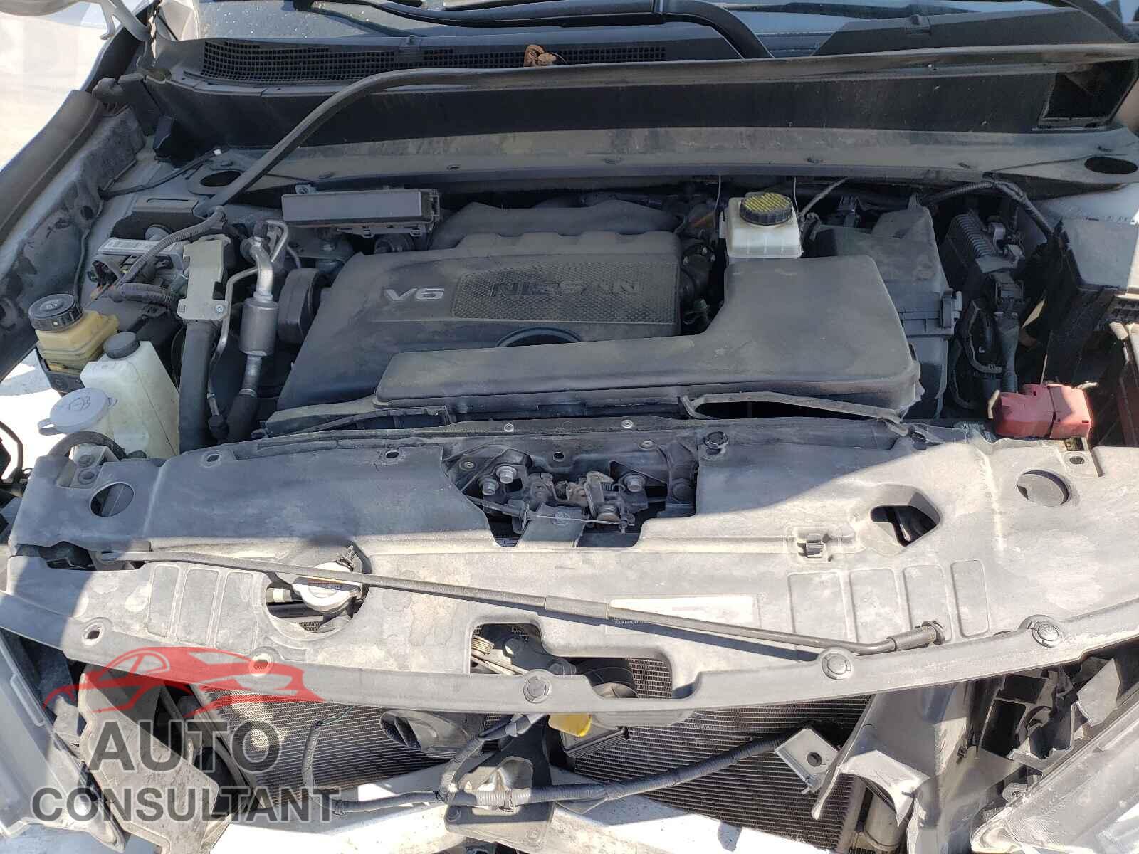 NISSAN PATHFINDER 2017 - 5N1DR2MM9HC684536