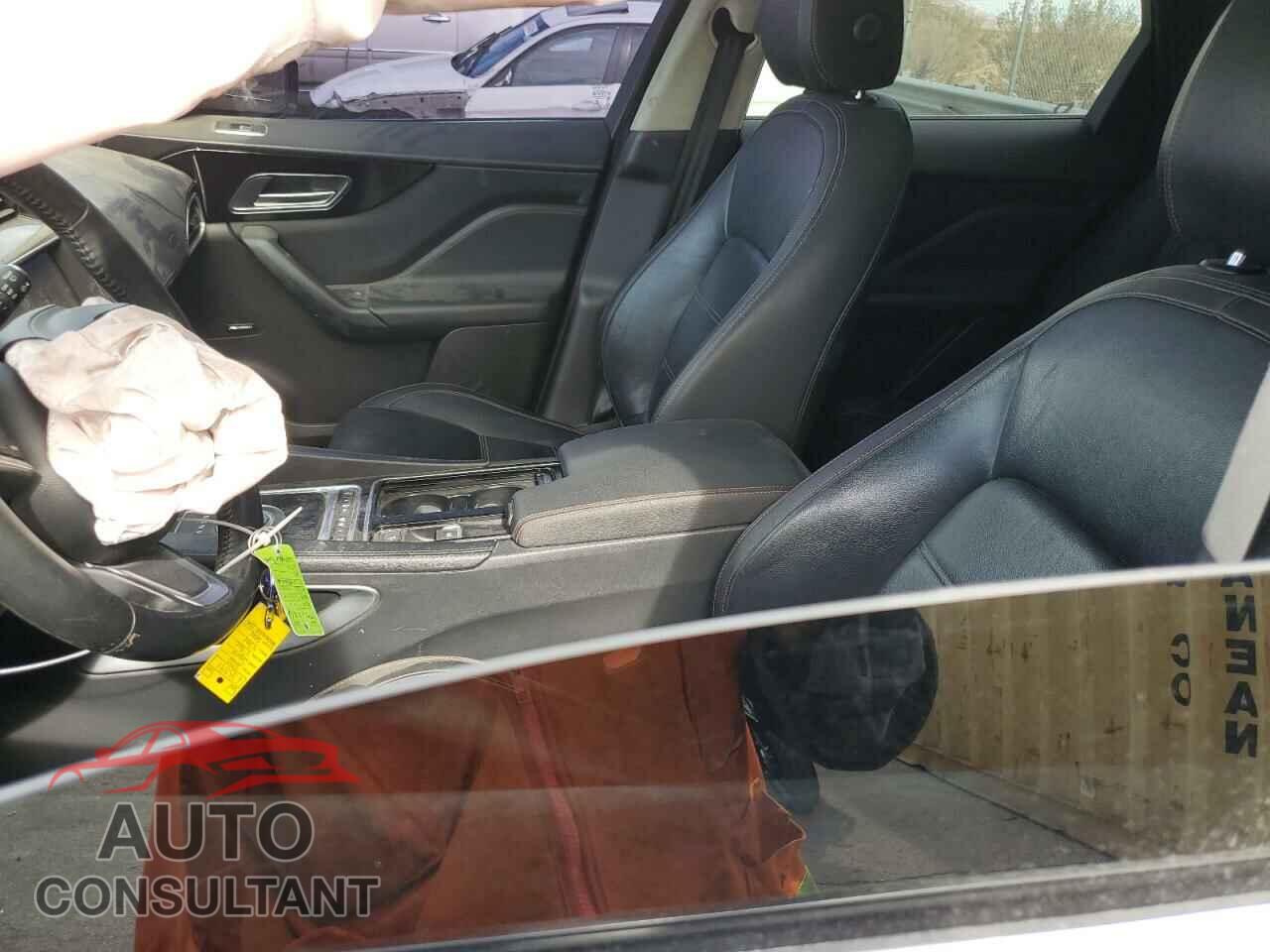 JAGUAR F-PACE 2020 - SADCK2GX2LA635391