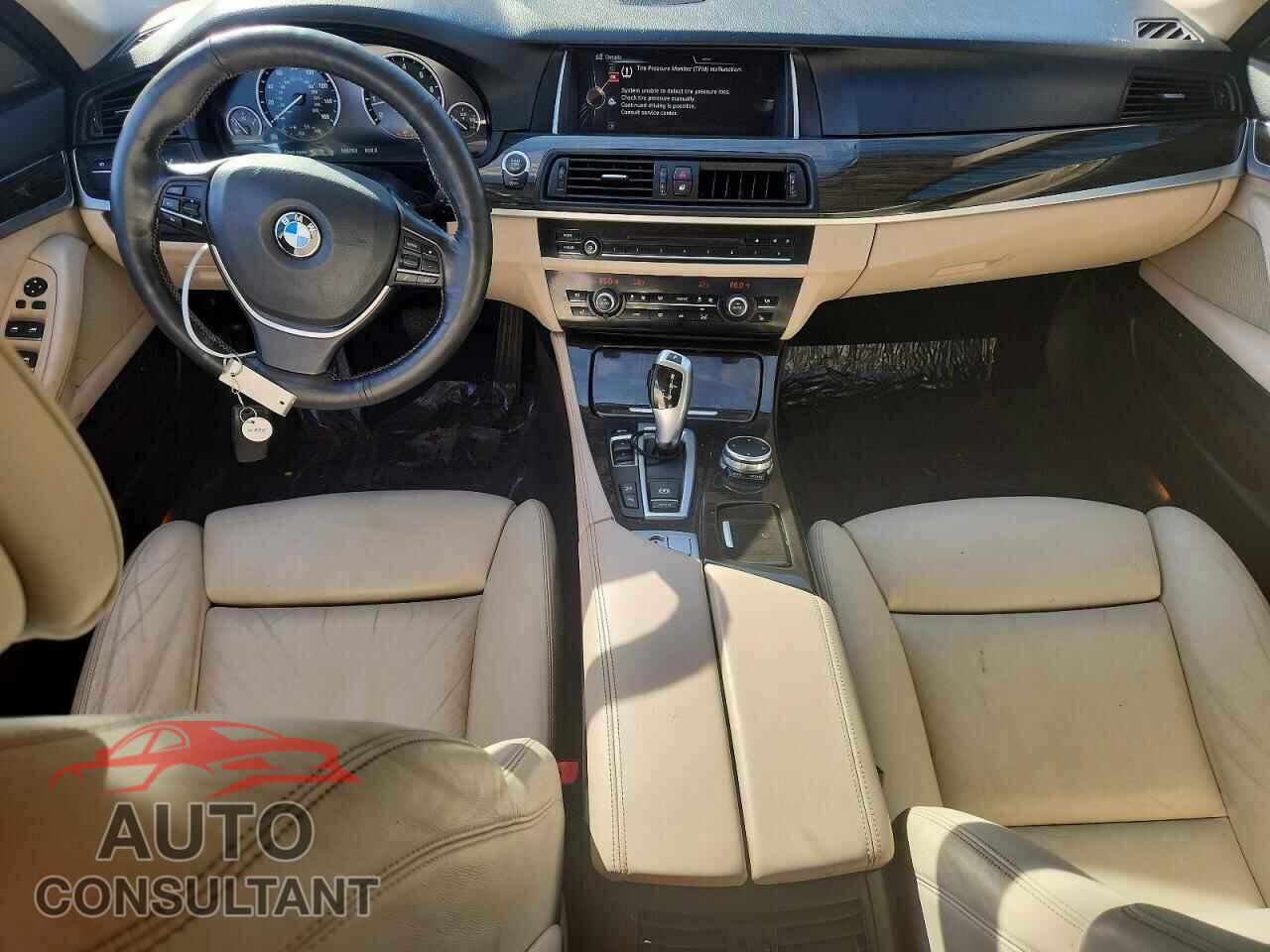 BMW 5 SERIES 2015 - WBA5B3C52FD546970