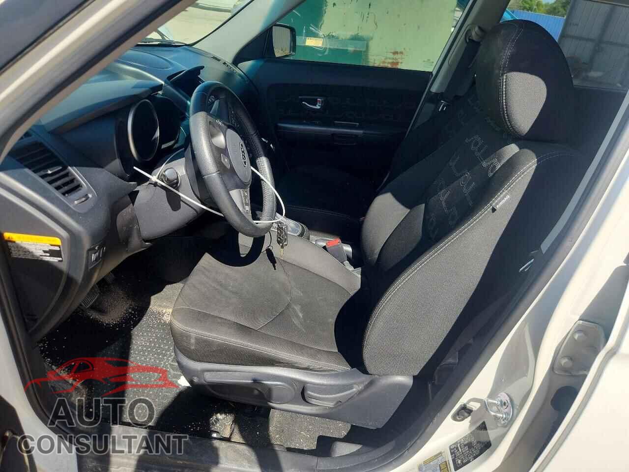 KIA SOUL 2012 - KNDJT2A68C7471237