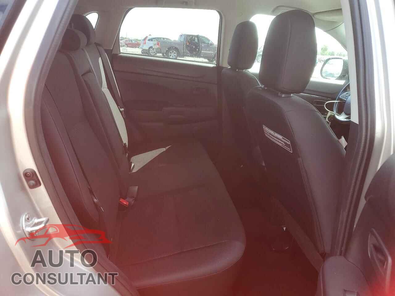 MITSUBISHI OUTLANDER 2015 - 4A4AP3AU4FE031629
