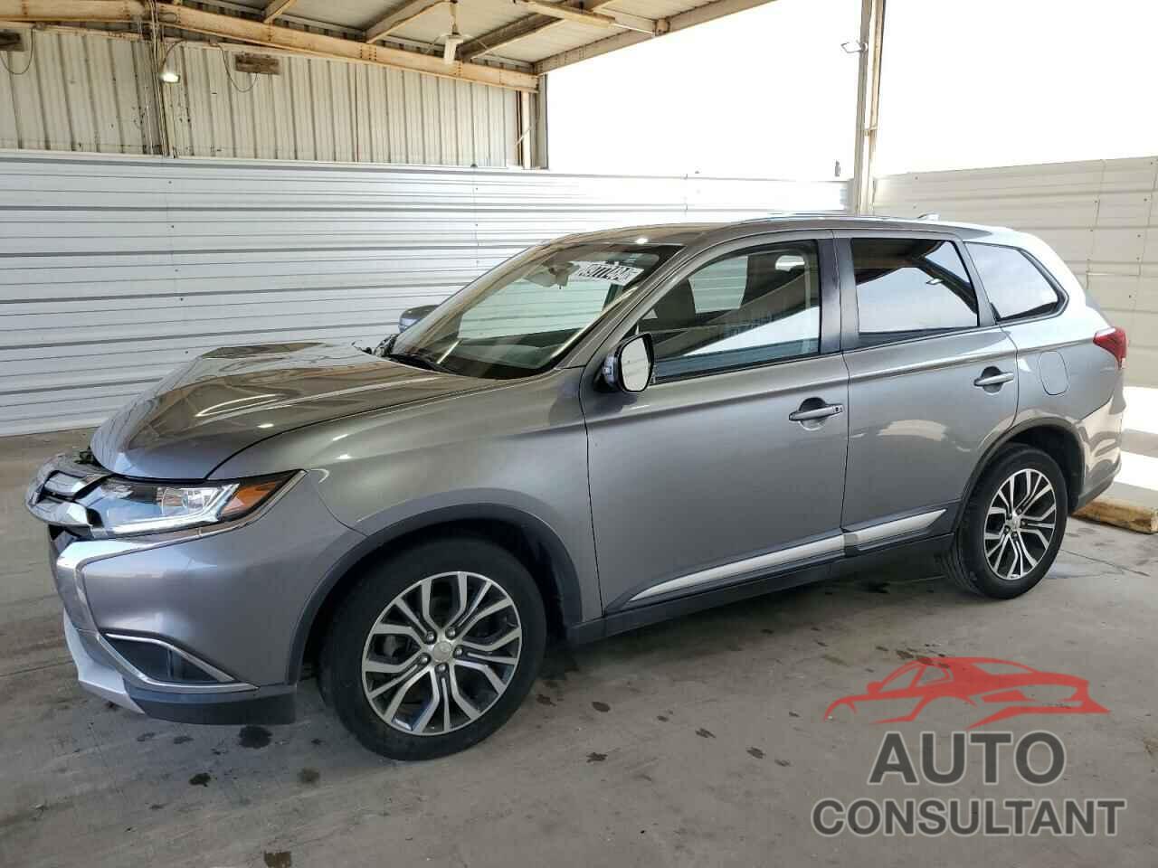 MITSUBISHI OUTLANDER 2018 - JA4AD3A39JZ039888