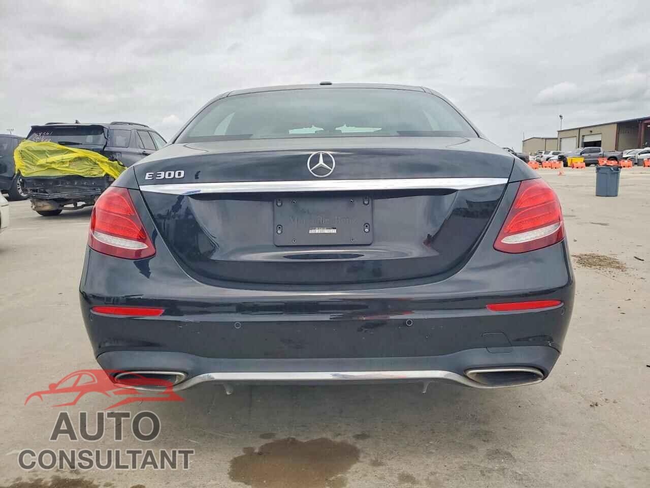 MERCEDES-BENZ E-CLASS 2018 - WDDZF4JB5JA382640