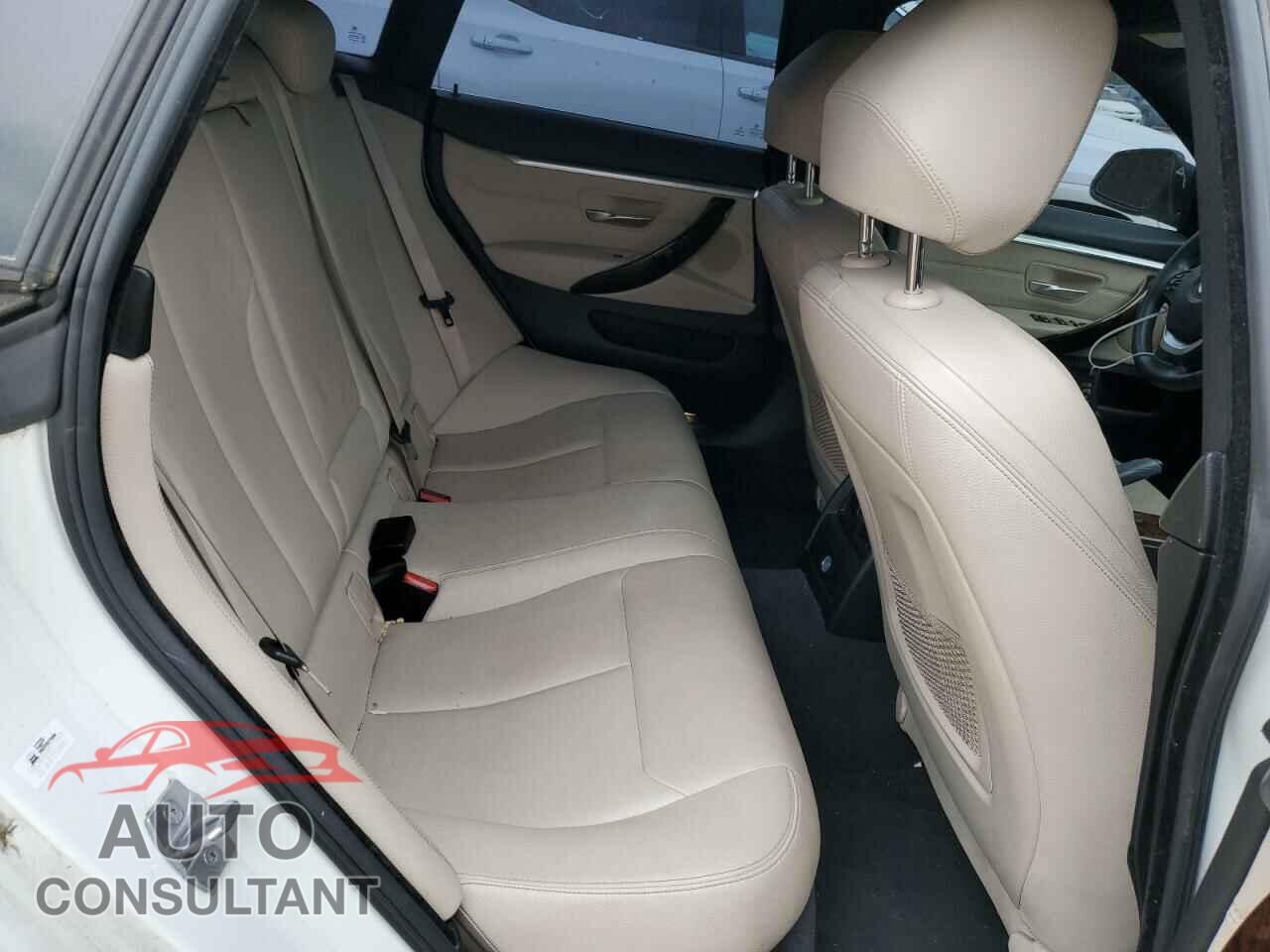 BMW 4 SERIES 2017 - WBA4F7C51HG786536