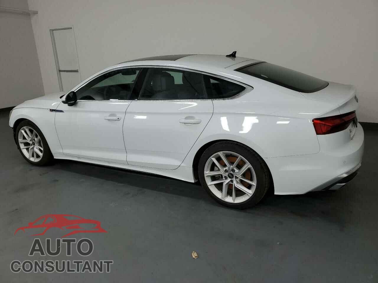 AUDI A5 2024 - WAUFACF59RA093245