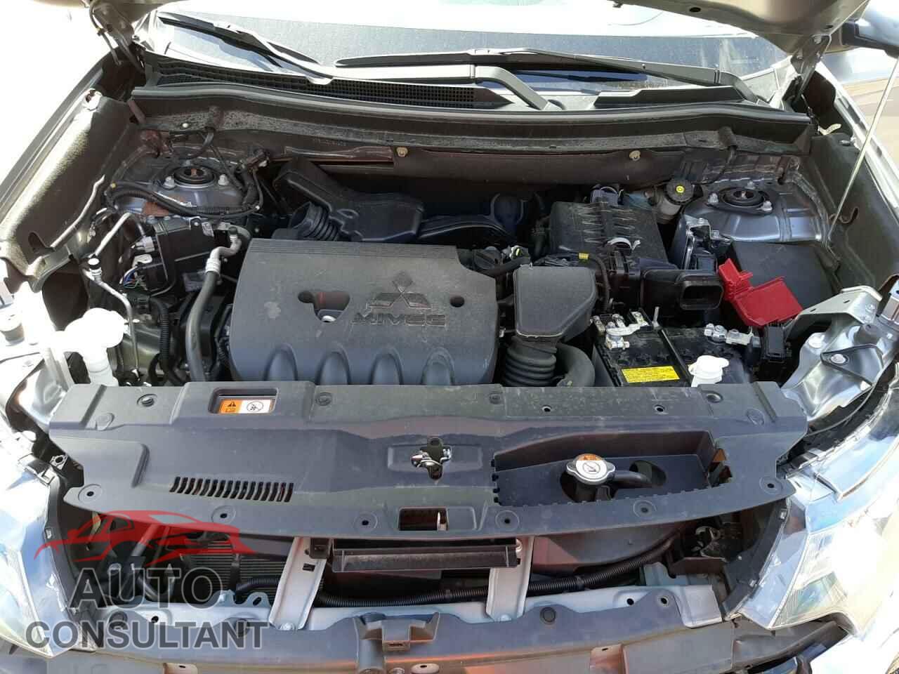 MITSUBISHI OUTLANDER 2020 - JA4AD3A32LZ034678