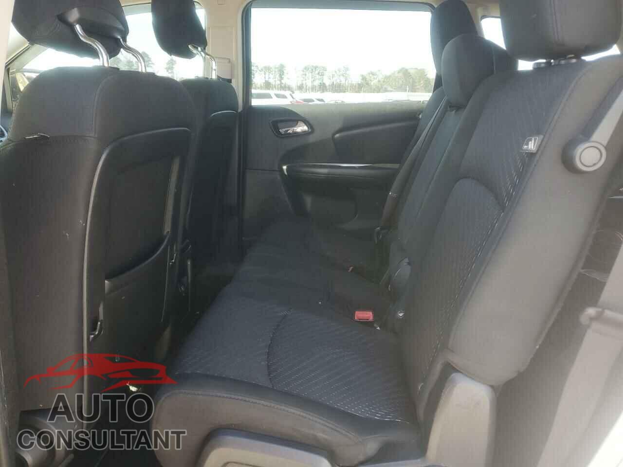 DODGE JOURNEY 2012 - 3C4PDCBG9CT144653