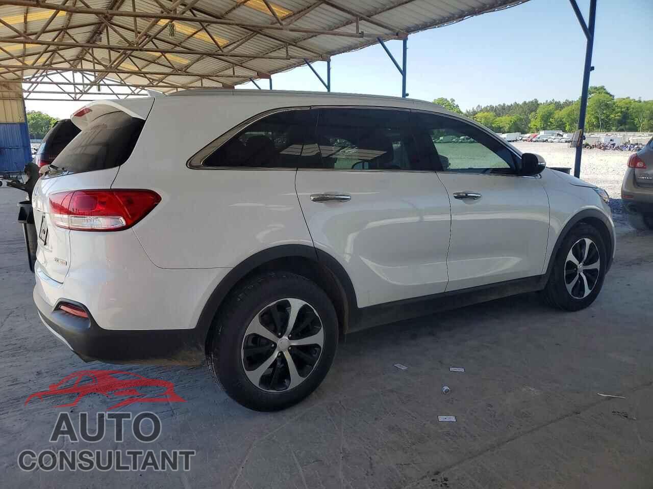 KIA SORENTO 2017 - 5XYPH4A17HG260908