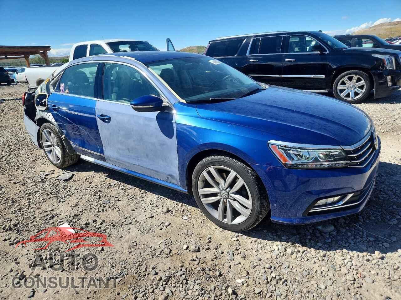 VOLKSWAGEN PASSAT 2017 - 1VWGT7A37HC054409