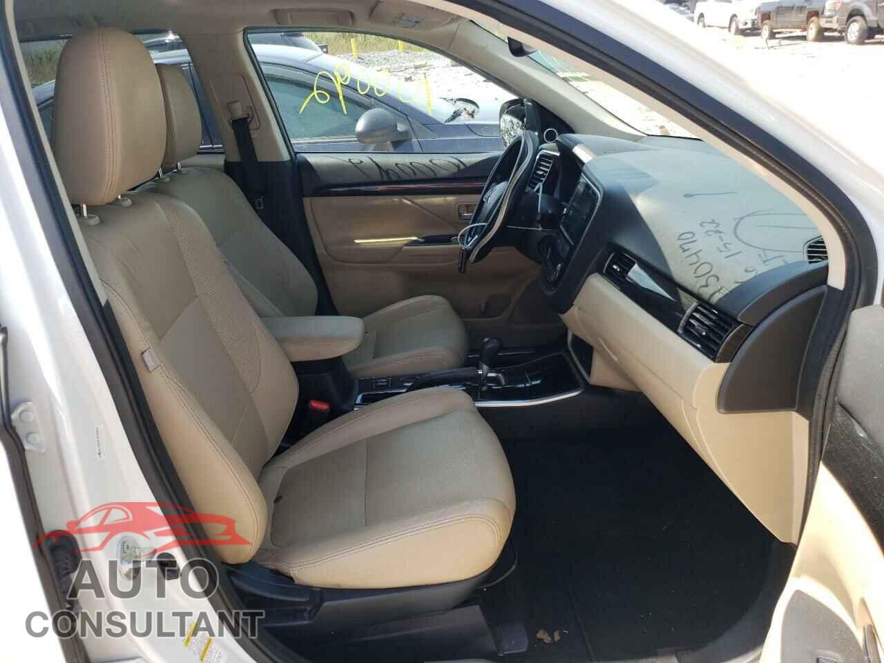 MITSUBISHI OUTLANDER 2017 - JA4AD3A39HZ057897