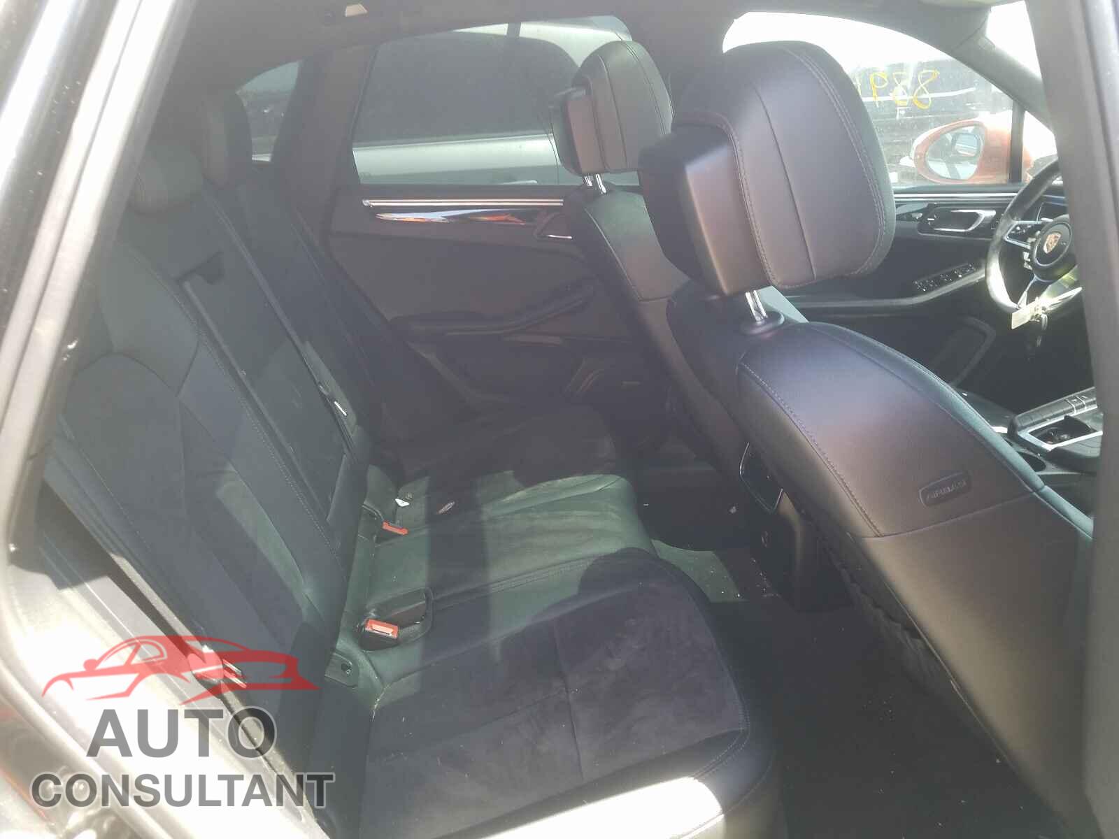 PORSCHE MACAN 2017 - WP1AA2A52HLB00570