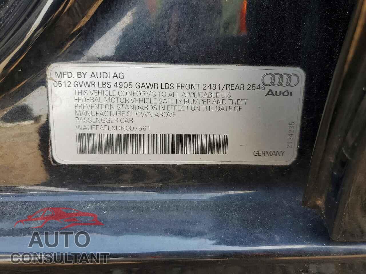 AUDI A4 2013 - WAUFFAFLXDN007561