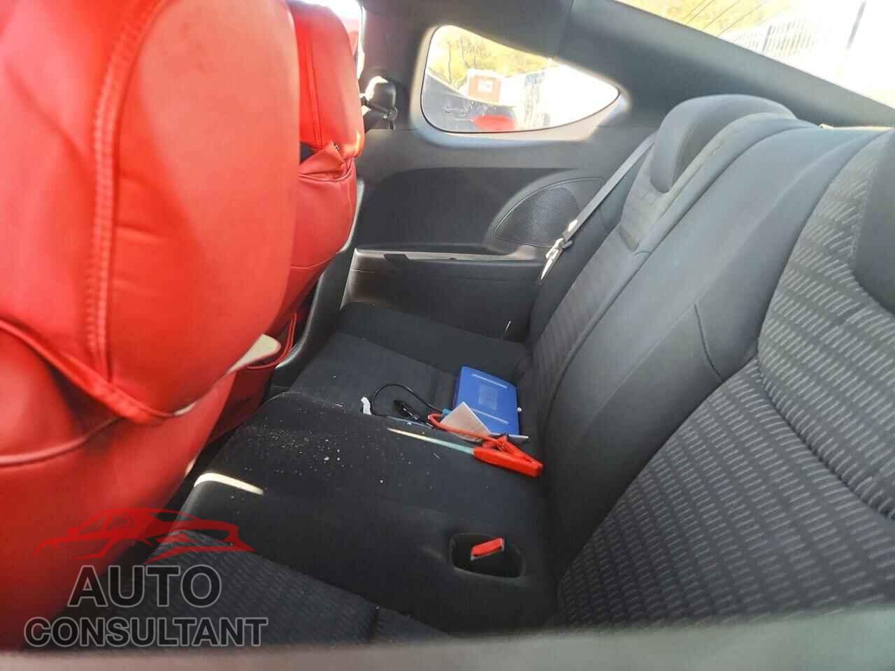 HYUNDAI GENESIS 2014 - KMHHT6KD6EU115601